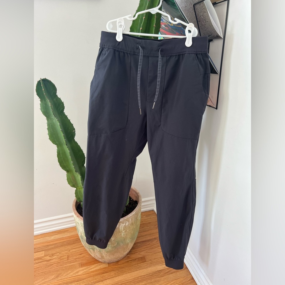 Lulu Lemon Joggers. Large/XL. Dark Grey.